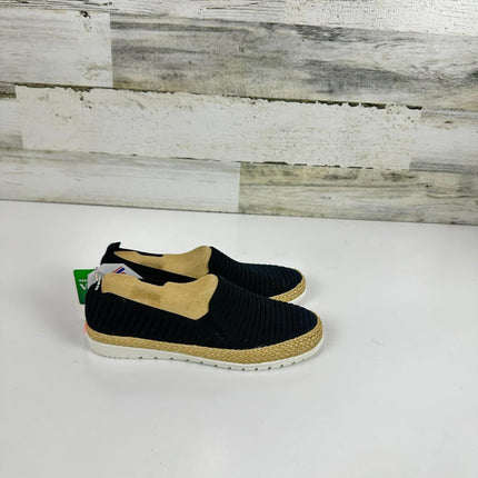 Skechers BOBS Women's 113245 Ballet Flat, Black, Size 5.5