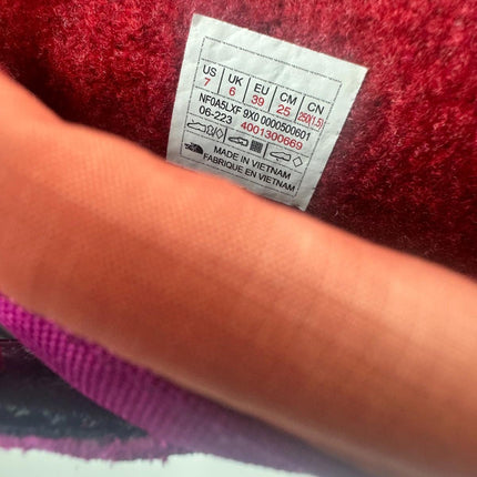 The North Face Alpenglow V WP Kids Hiking Shoes Fuschia Pink/Coral Sunrise Size7