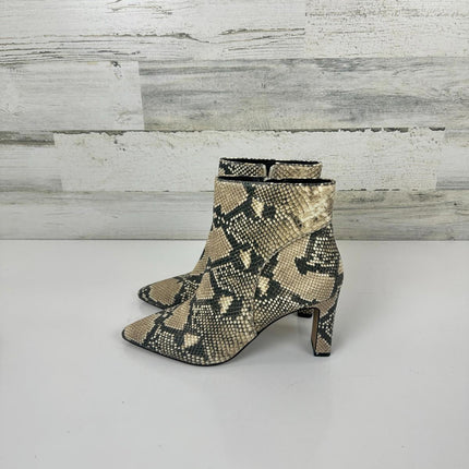 STEVEN by Steve Madden Women's Haydon Boot, Brown, Size 8 M