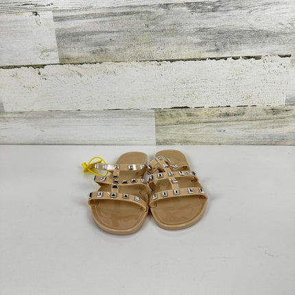 OMGard Womens Studded Sandals Jelly Shoes Flats, Beige Woman Summer, Size 7