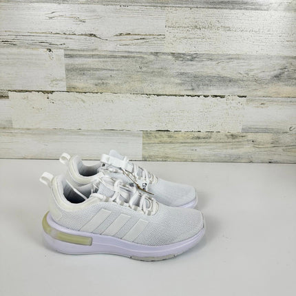 adidas Women's Racer TR23 Sneaker, White/Zero Metallic/Grey, Size 8 IG7347