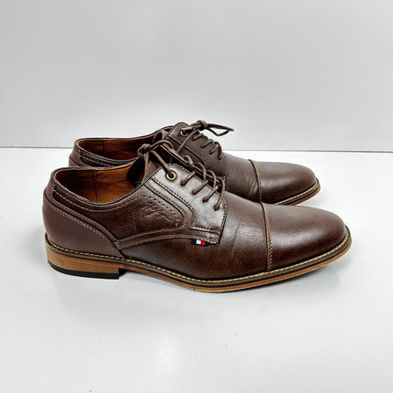 Tommy Hilfiger Mens Banly, Size 9.5M