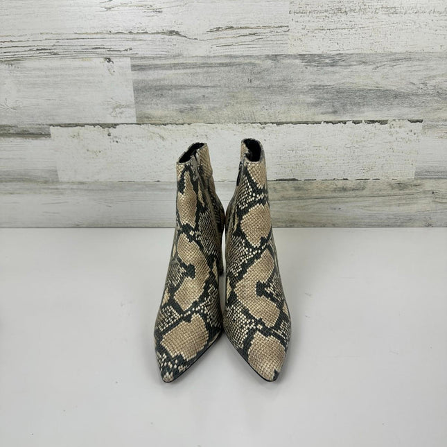 STEVEN by Steve Madden Women's Haydon Boot, Brown, Size 8 M