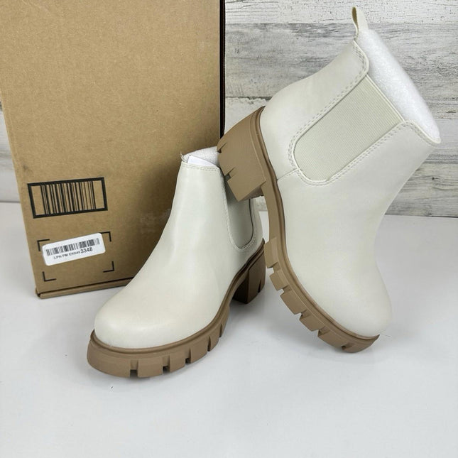 Soda PIONEER ~ Women Lug Sole Mid Heel Chelsea Fashion Ankle Bootie, Size 6.5