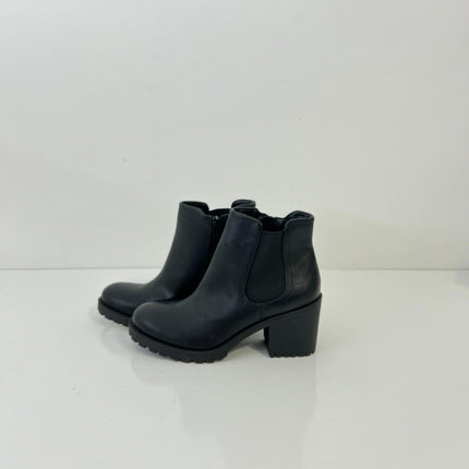 Morghan Womens Faux Suede Round Toe, Women's Ankle Boots, Size 9M