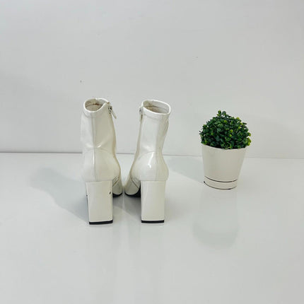 Iloise Womens Patent Block Heel Booties, Size 5