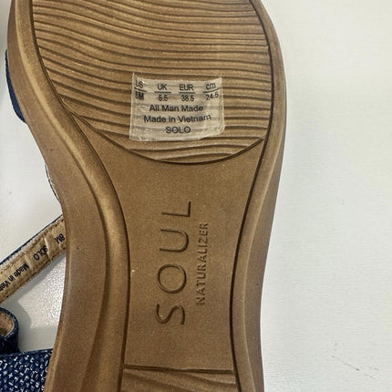 Naturalizer SOUL Women's Solo Flat Sandal Blue Textured Fabric 8 M