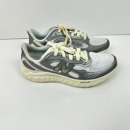 New Balance Women's Fresh Foam Arishi V4 Tira Lux Running Shoe, Silver, Size 12