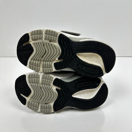 New Balance Boy's 990 V6 Hook and Loop Sneaker, Grey/Silver, 9 Wide Toddler