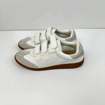 Steve Madden Women's Momentum Sneaker, White, Size 10