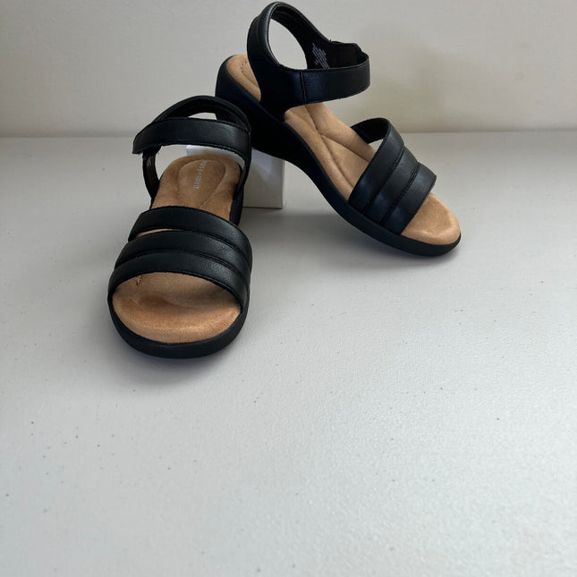 Easy Spirit Women S Kenton3 Wedge Sandal Black 6.5