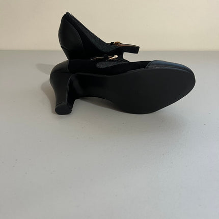 Journee Women's Siri Mary Jane Pump Shoes (Black) - Size 8.0 M
