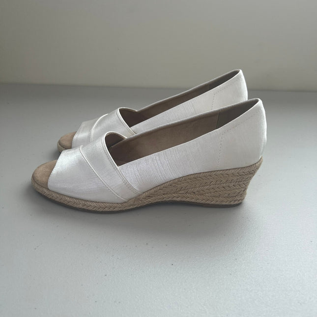 Easy Street Womens Jasper Espadrille Wedges, Size, 9