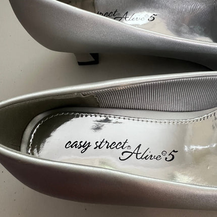 Easy Street Womens Waive Pump , SILVER SATIN , Size, 7.5