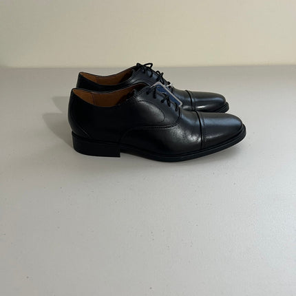 Clarks Men's Whiddon Oxford in Black Size 7.5 Medium