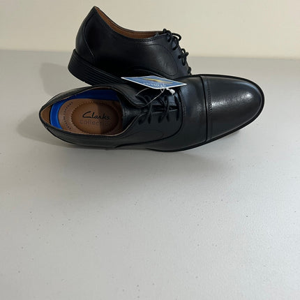 Clarks Men's Whiddon Oxford in Black Size 7.5 Medium