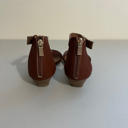 Kenneth Cole Reaction Women's Great Viber Sandals - Tan, Size, 5.5