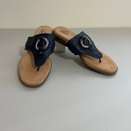 Cliffs by White Mountain Women's Benedict Thong Sandal, Navy-11