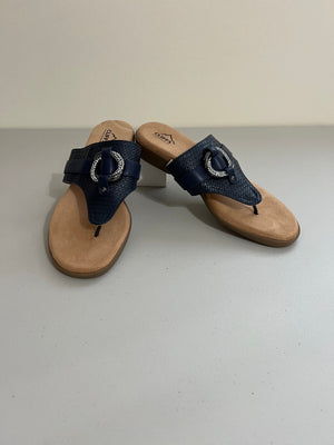 Cliffs by White Mountain Women's Benedict Thong Sandal, Navy-11