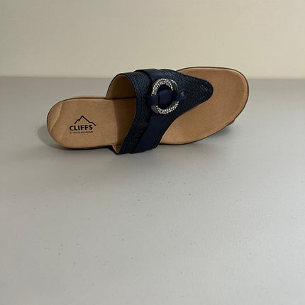 Cliffs by White Mountain Women's Benedict Thong Sandal, Navy-11
