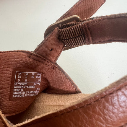 Clarks Seannah Step Women's Sandals Tan Leather : 9 B - Medium, Leather/Rubber