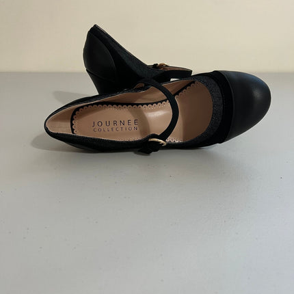 Journee Women's Siri Mary Jane Pump Shoes (Black) - Size 8.0 M