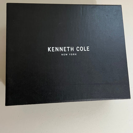 Kenneth Cole New York Womens Metallic Embossed Platform Sandals, 7.5