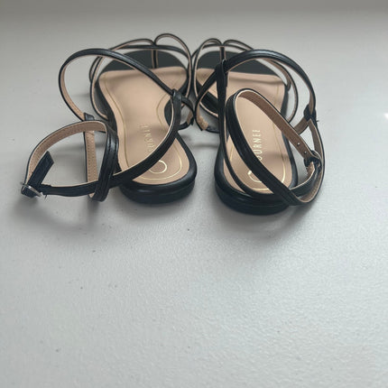 Journee Women's Serissa Flat Sandals, Black, Size, 8
