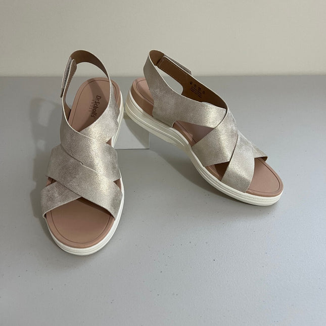 Dr. Scholl S Women S Time Off Sea Wedge Sandal Light Gold 8M
