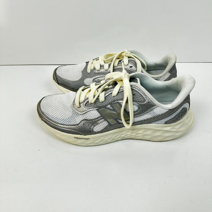 New Balance Women's Fresh Foam Arishi V4 Tira Lux Running Shoe, Silver, Size 12