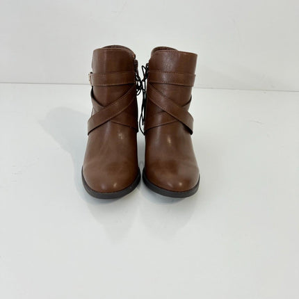 Style & Co Womens Zetaa Strappy Belt Heel Booties Brown Smooth Size 5.5M NIB